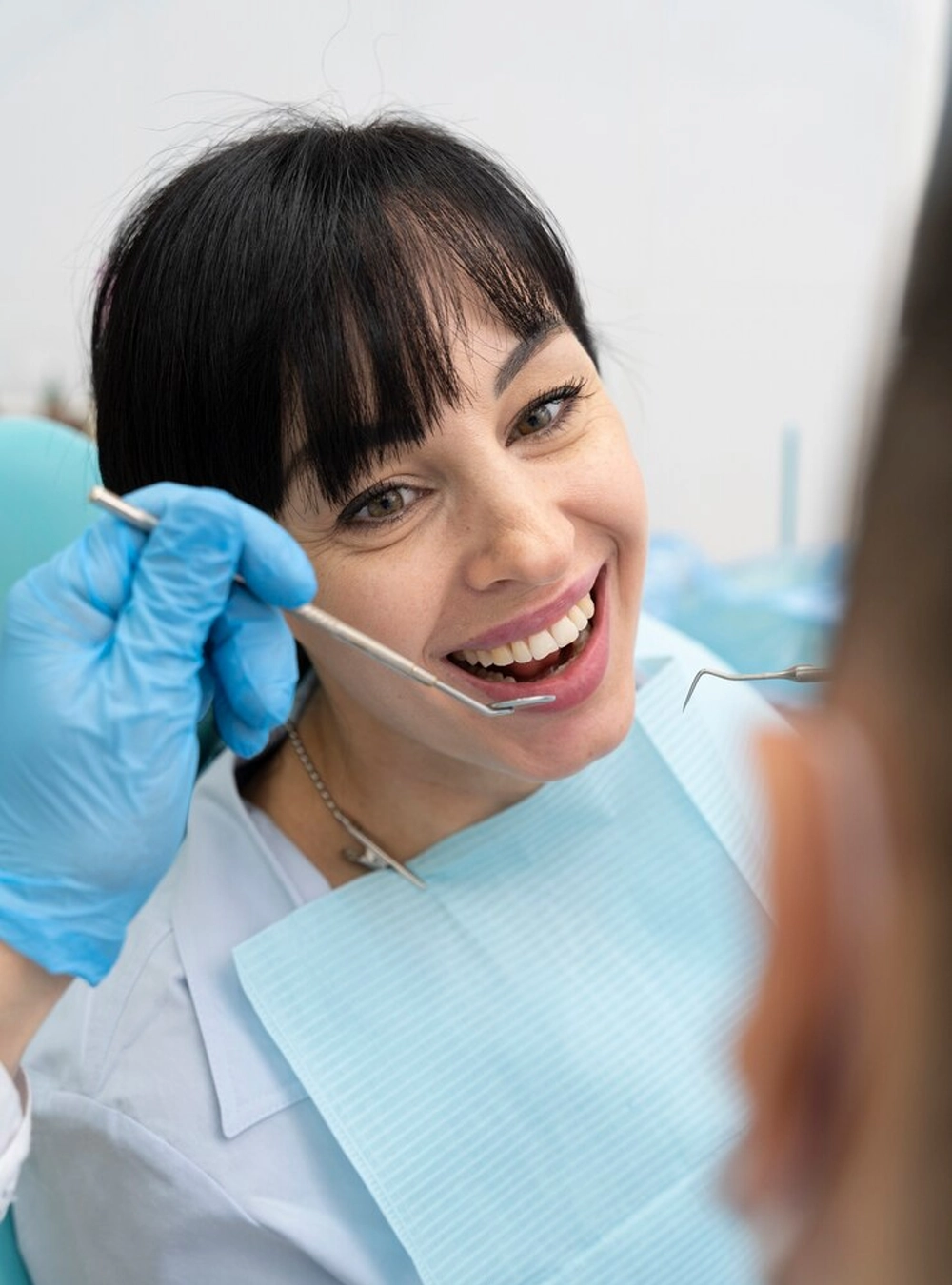 Modern dental clinic care at 32 Gems Dental House
